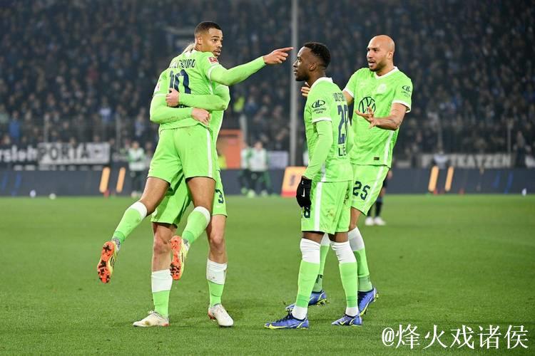 法兰克福1-1沃尔夫斯堡，岑特首开纪录，巴舒亚扳平比分